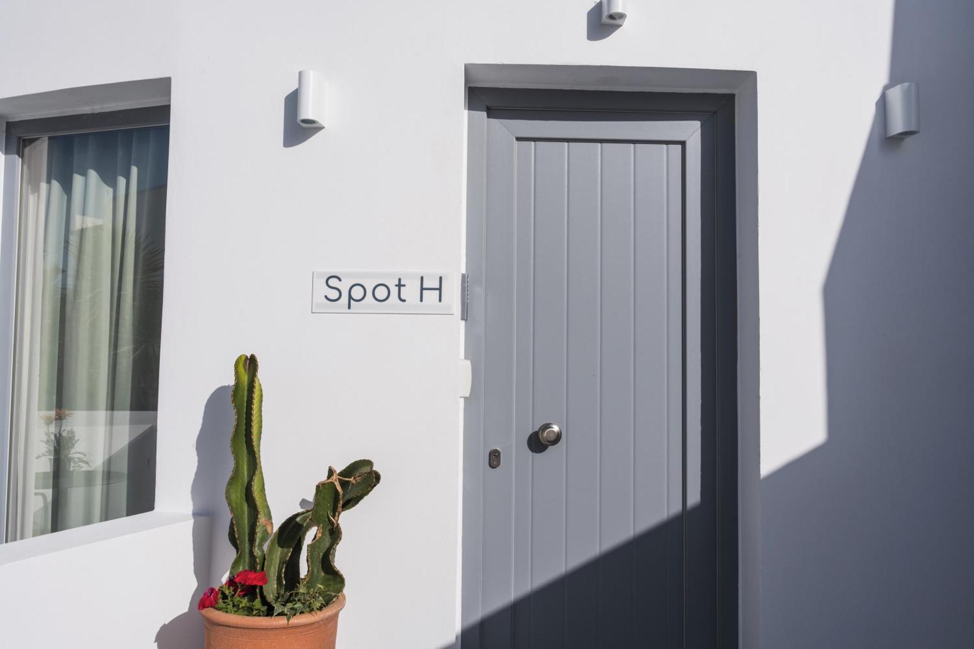 Bedspot Apartments Paros Naoussa Esterno foto